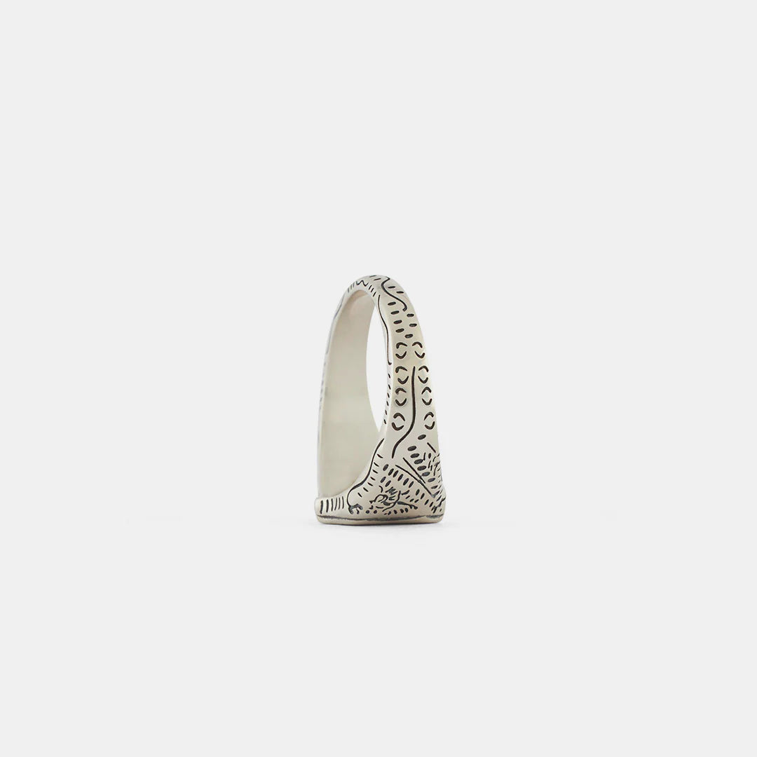 Shield Ring